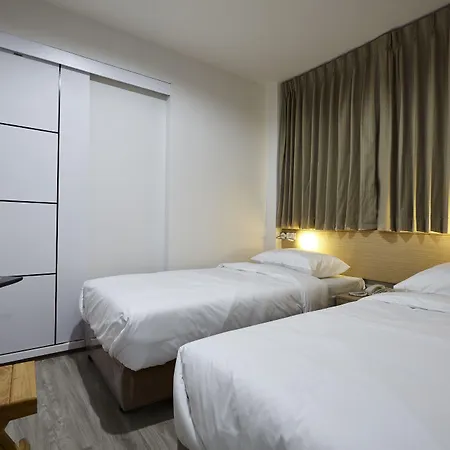 Le Bonheur Poshtel-3